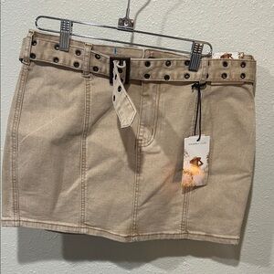 SINCERELY JULES Beige Mini Skirt with Belt